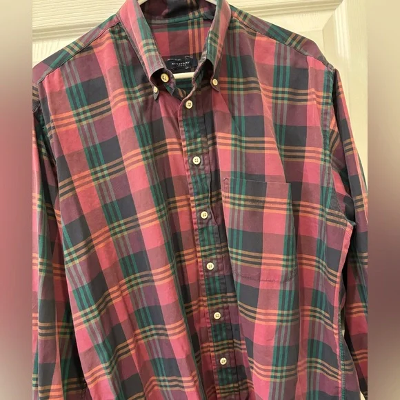 BurberryVTG Maroon and Green Plaid Button-Down Shirt - Picture 4 of 4